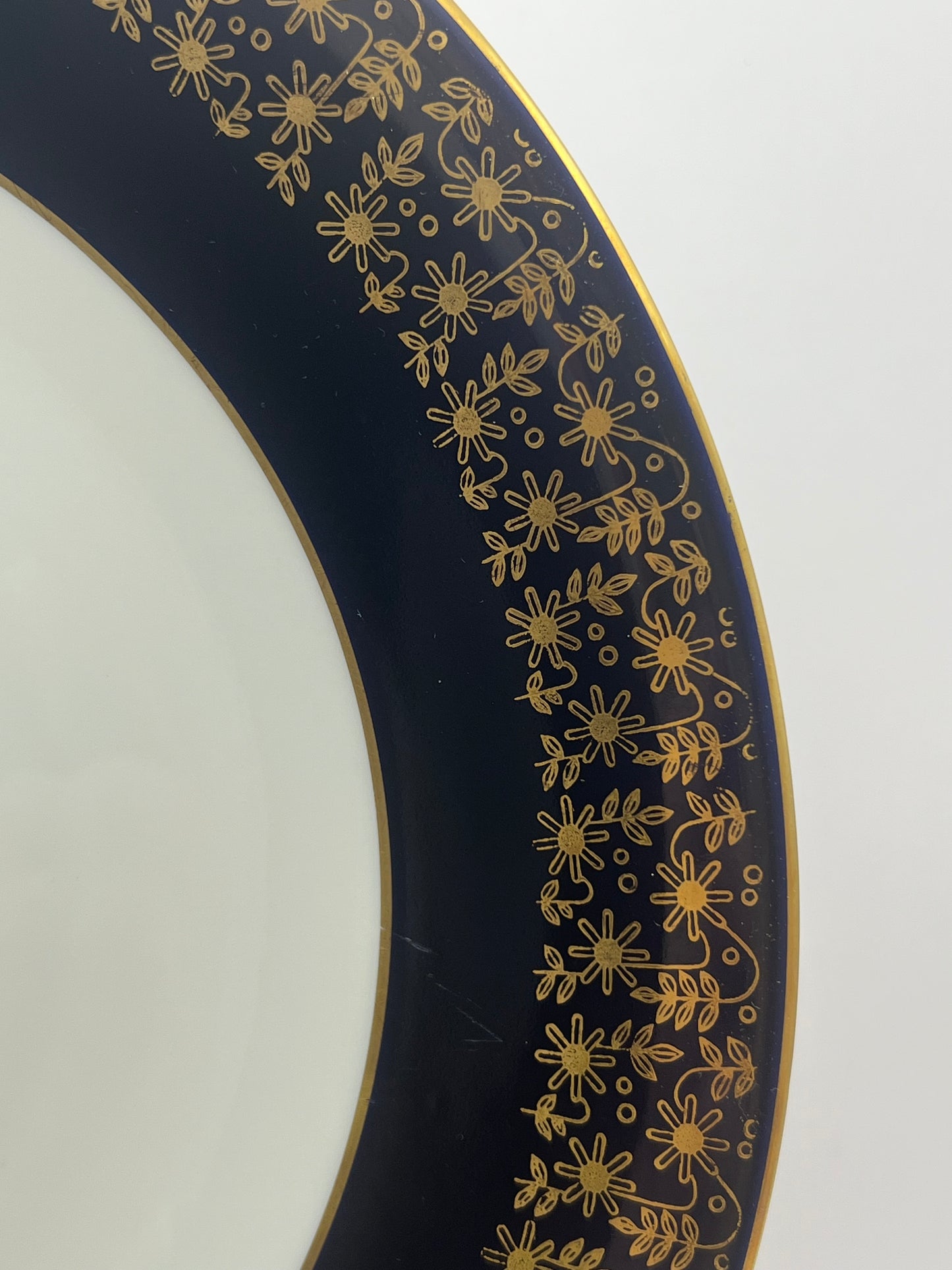 Weimar Porcelain Kobalt Large Decorative Plate