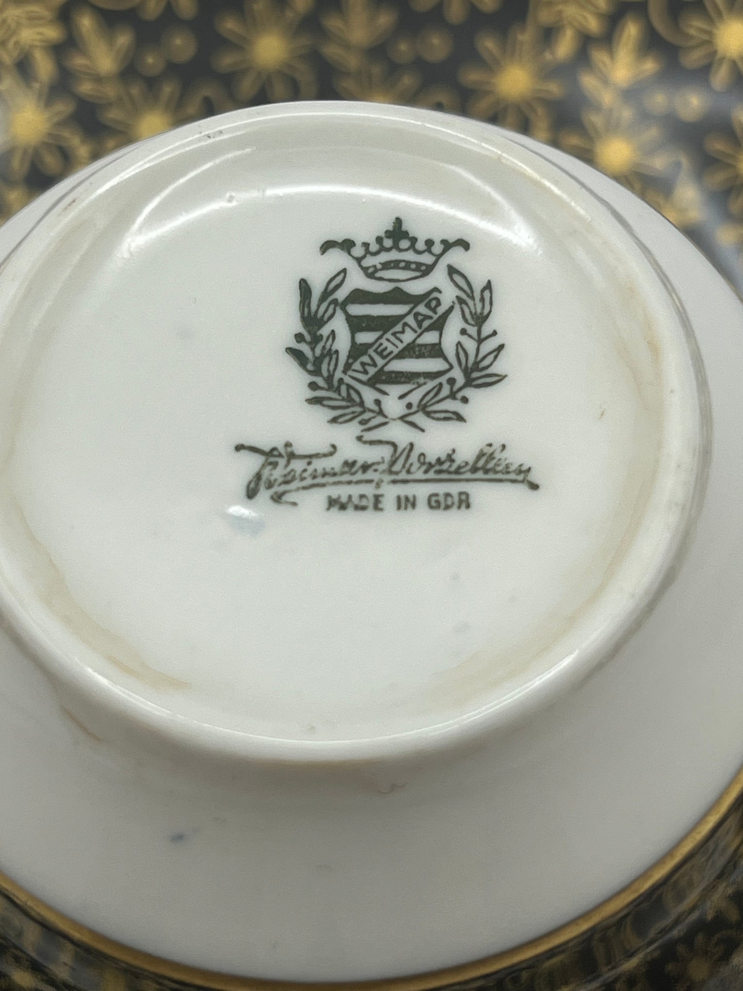 Set of Five Weimar Porcelain Kobalt Tea Cups & Saucers