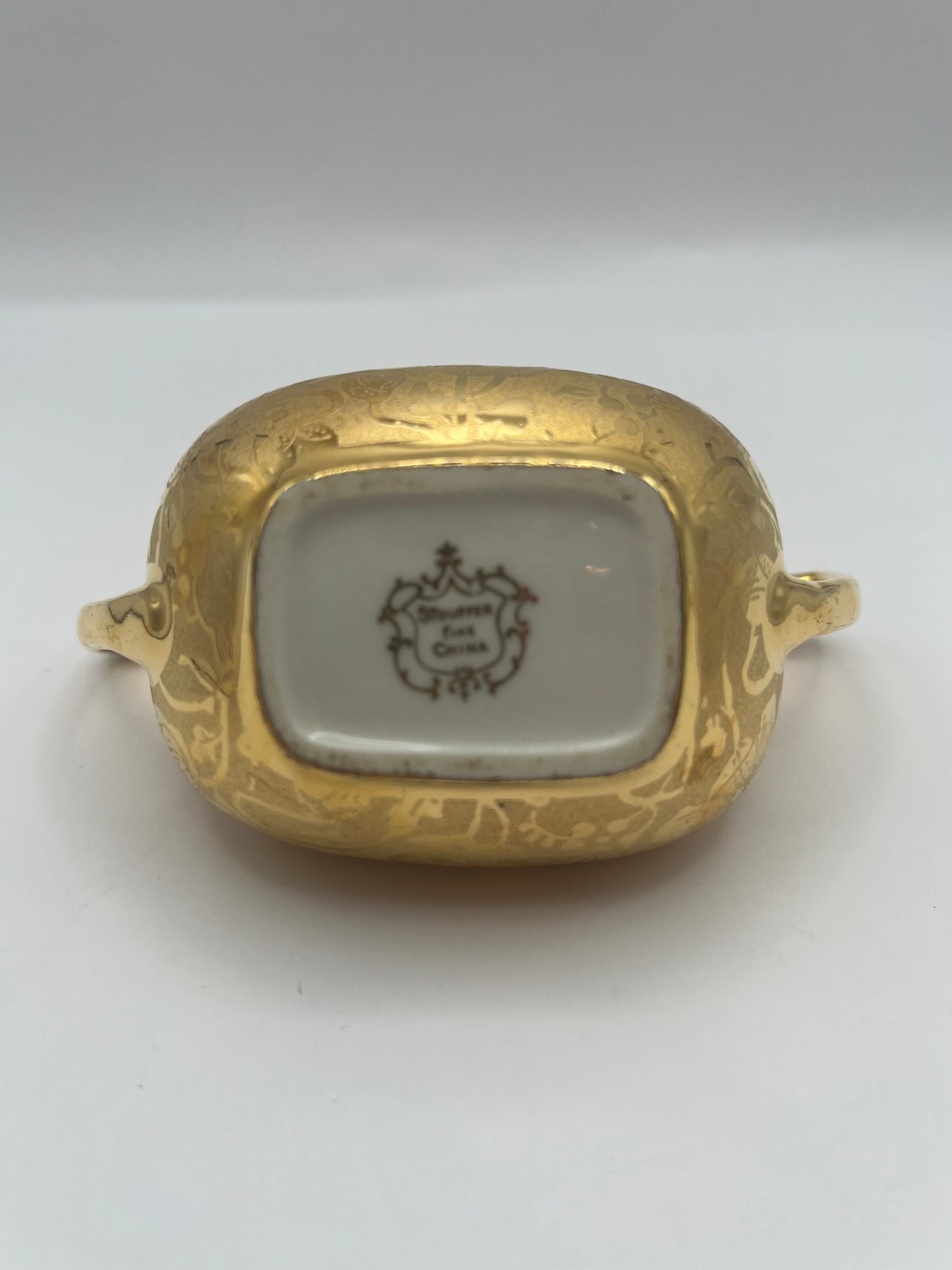 Stouffer Fine China Gold-Leaf Set