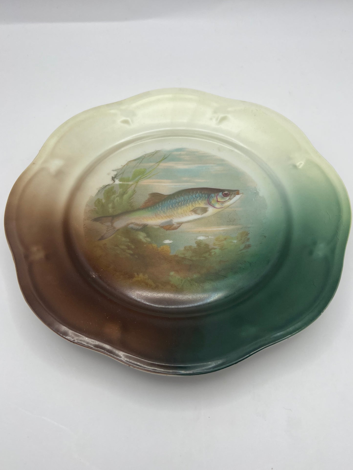 Mignon Z. S. & C. Co. of Bavaria Fish Plate Set