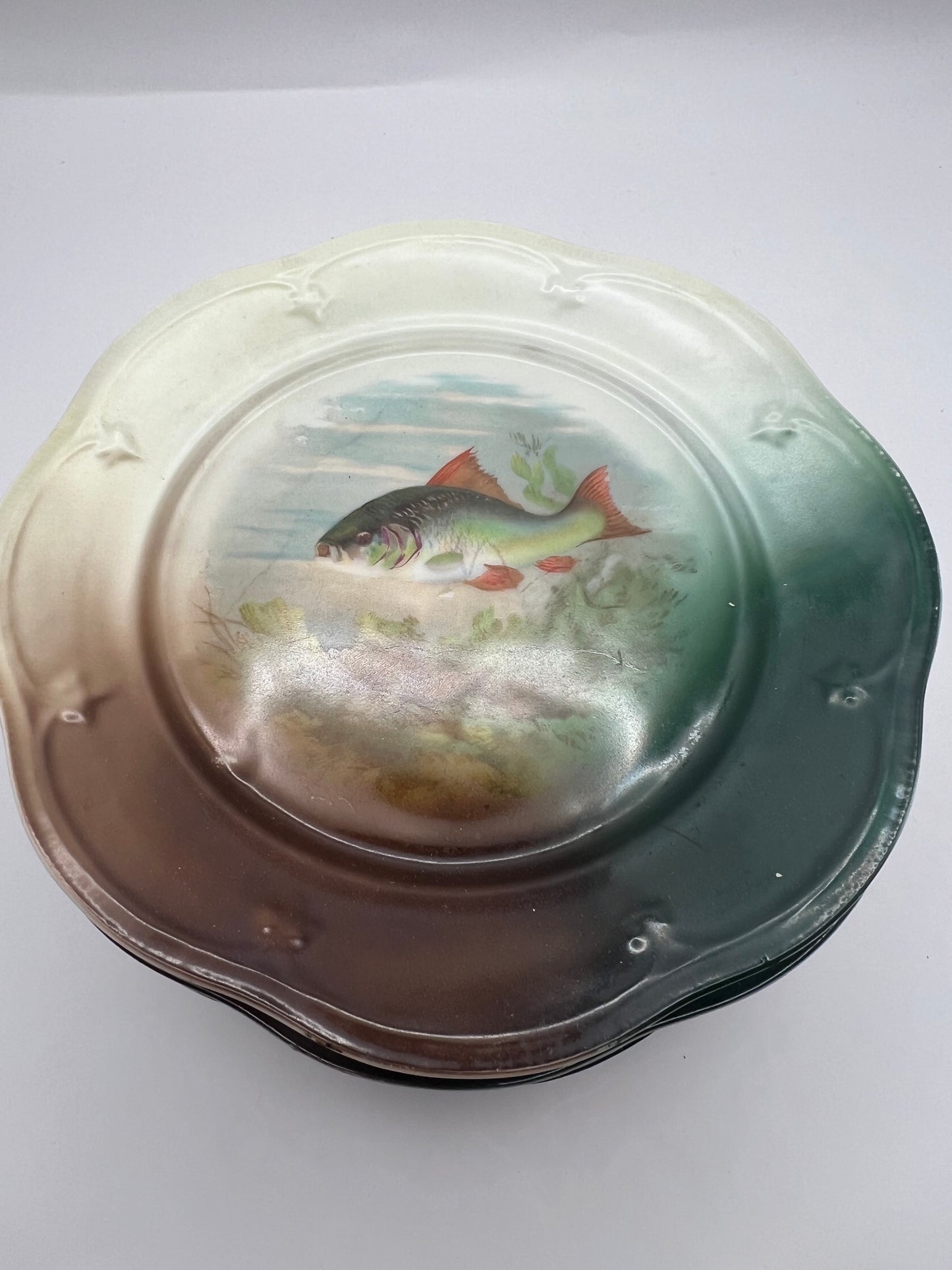 Mignon Z. S. & C. Co. of Bavaria Fish Plate Set