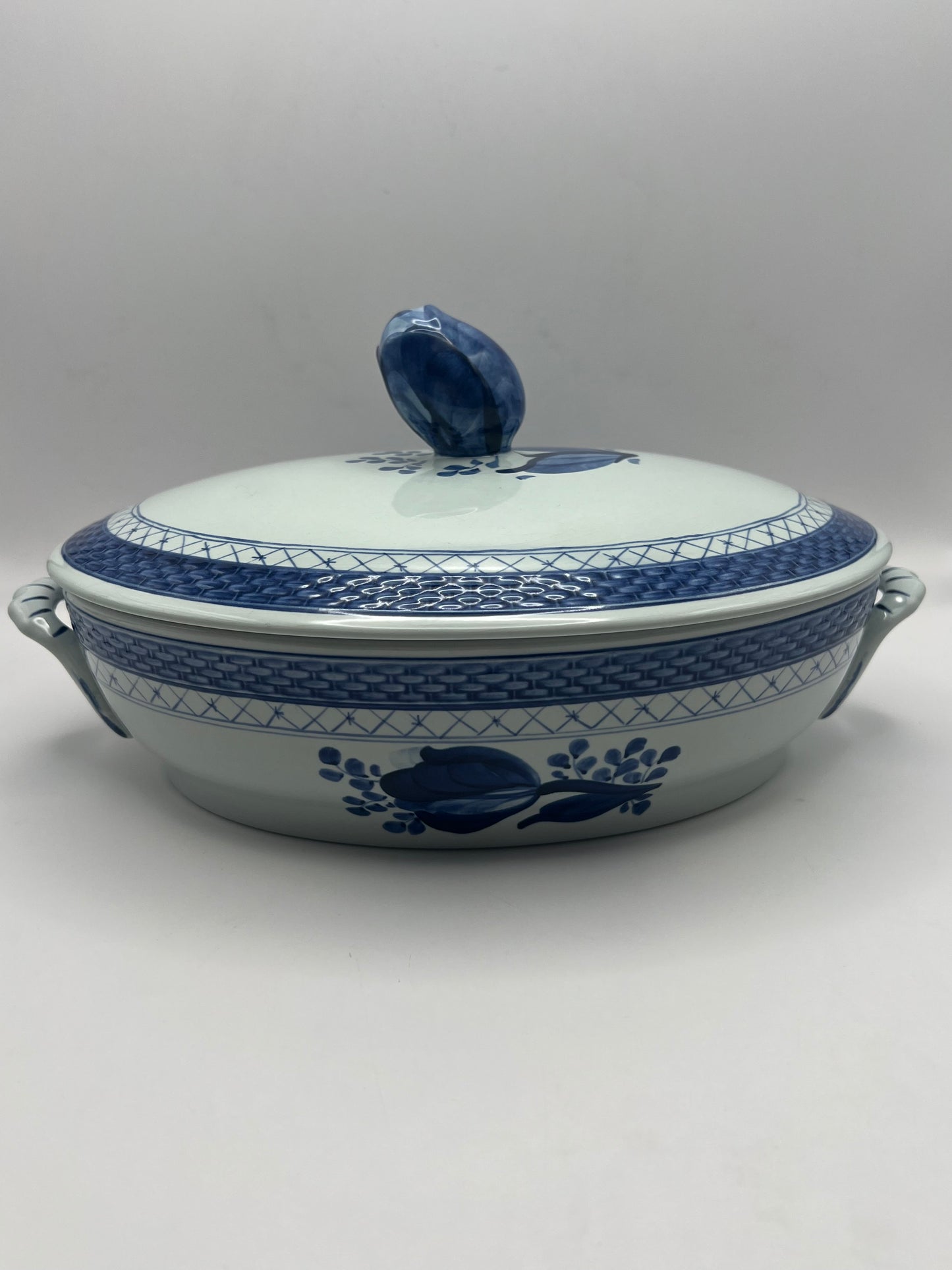 Royal Copenhagen Porcelain Dinnerware Collection