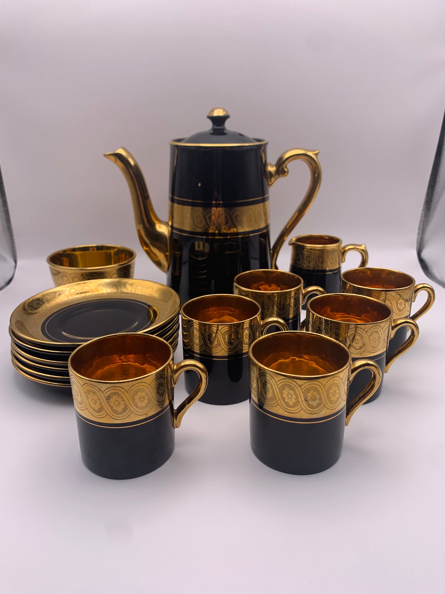 Sevres Late Cobalt Coffee/Tea Set, Manufactured by Gibson & Sons of Davenport
