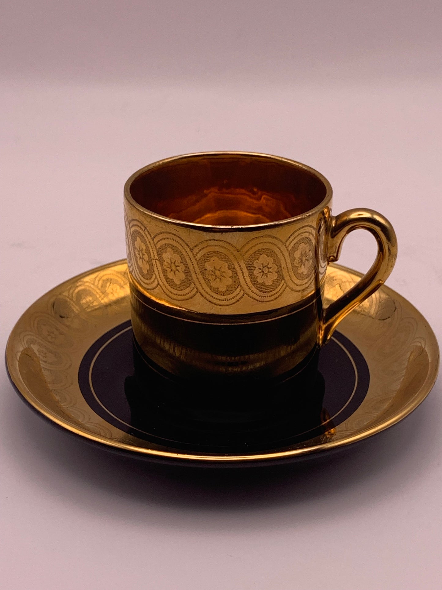 Sevres Late Cobalt Coffee/Tea Set, Manufactured by Gibson & Sons of Davenport