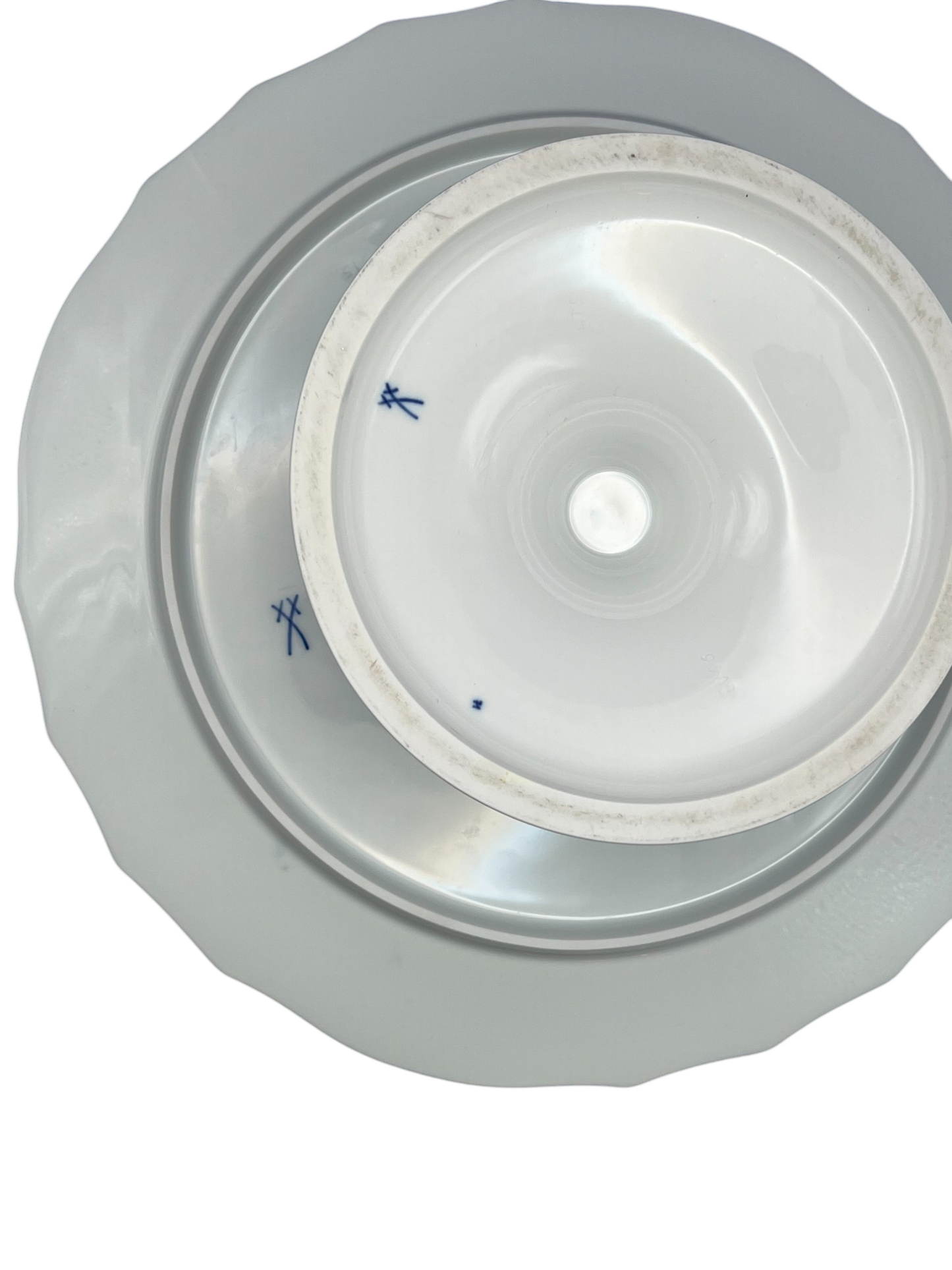 Meissen Porcelain 'Blue Onion' Cake Stand