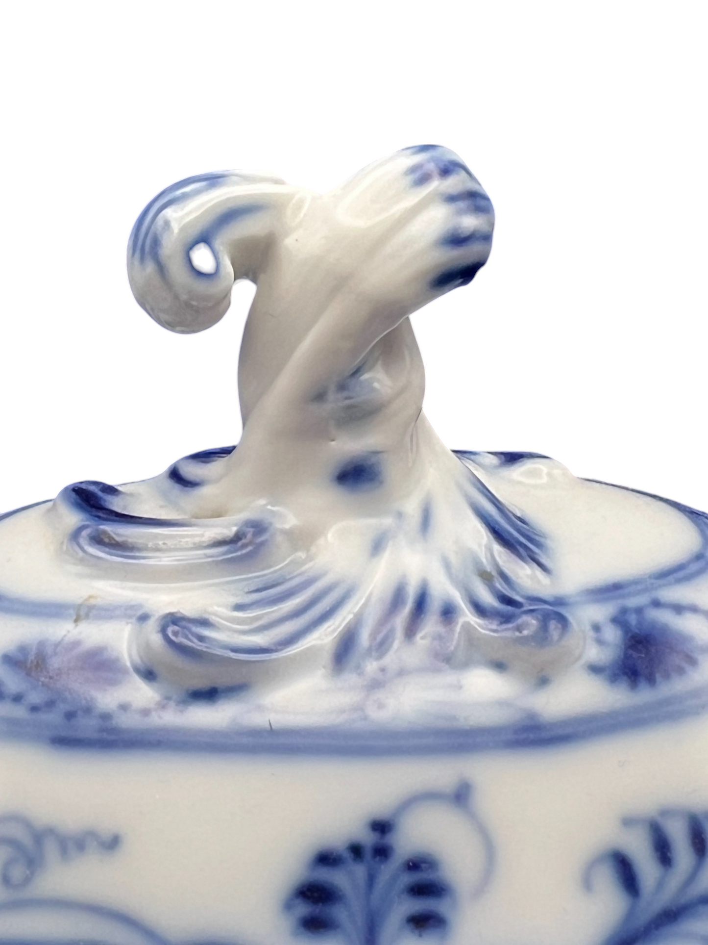 Meissen Porcelain "Blue Onion" Oval Soup Tureen w/ Lid