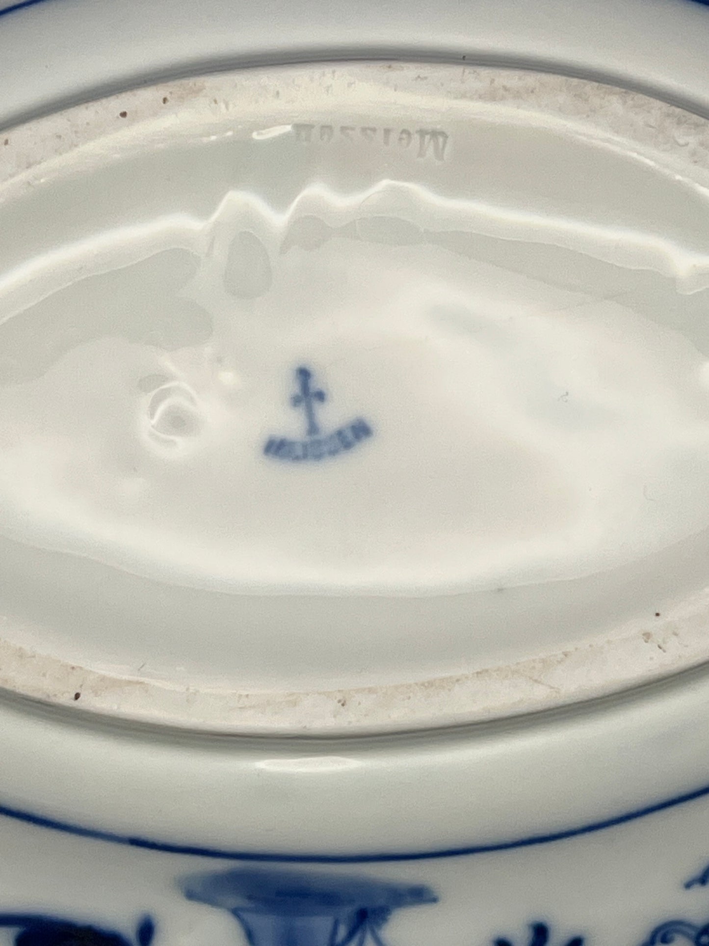 Meissen Porcelain "Blue Onion" Oval Soup Tureen w/ Lid