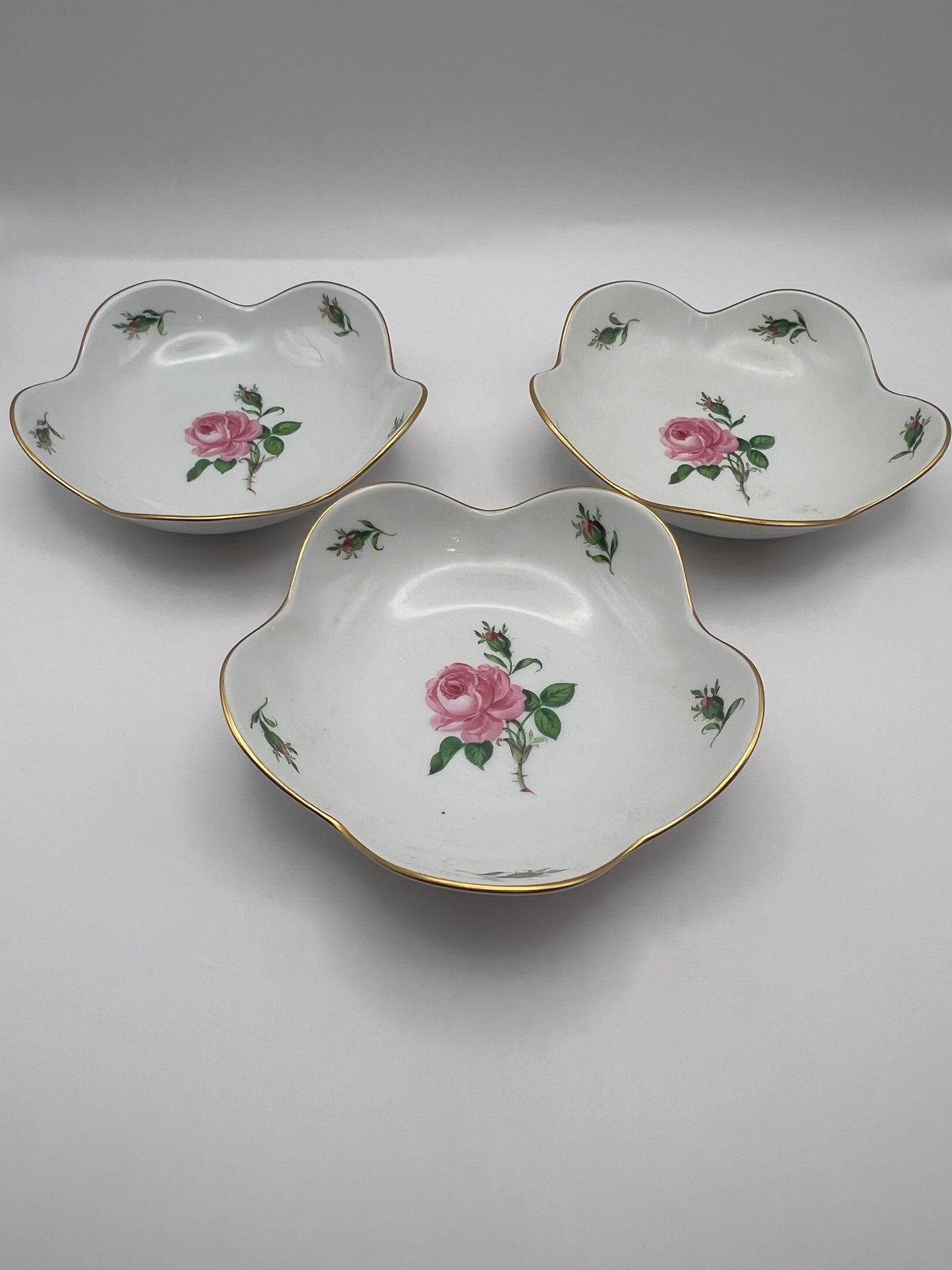Meissen Porcelain "Pink Rose" Dessert Plate Set